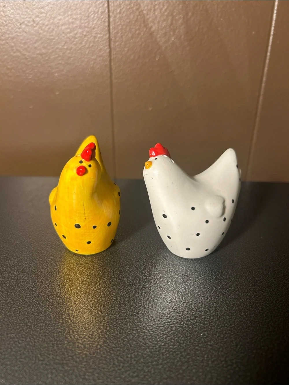 Decorative Polka Dot Ceramic Chicken Hen Salt and Pepper Shakers- Yellow & White